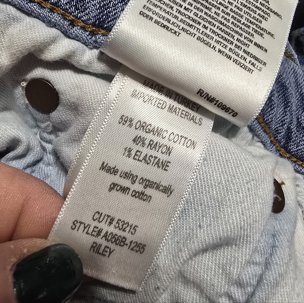 AGOLDE Riley High Rise Straight Crop, Button-Fly, Medium Destructed Wash, EUC! - Picture 12 of 13